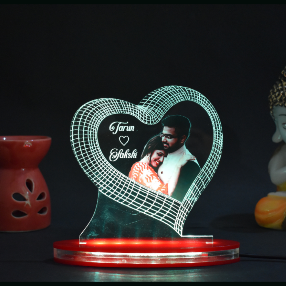 Personalized LED Illusion Heart Couple Lamp With Name and Photo (16 Color Changing led With Remote)