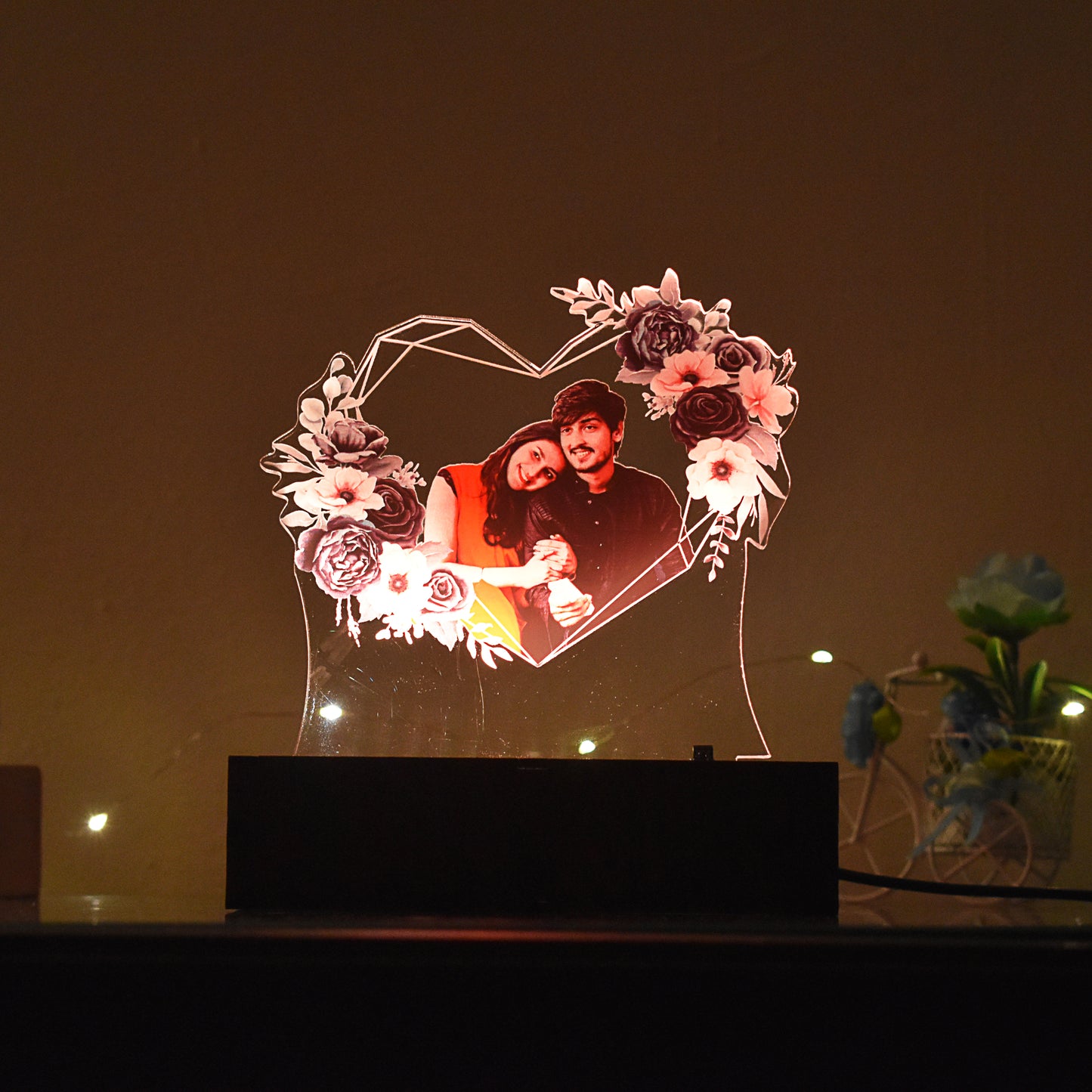 Personalized LED Illusion Couple Heart Floral Lamp With Photo (16 Color Changing led With Remote)