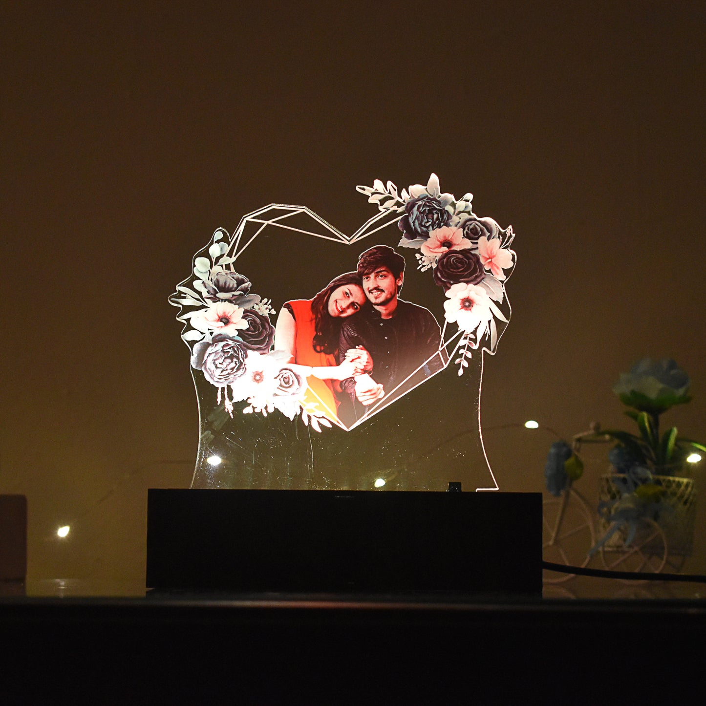Personalized LED Illusion Couple Heart Floral Lamp With Photo (16 Color Changing led With Remote)