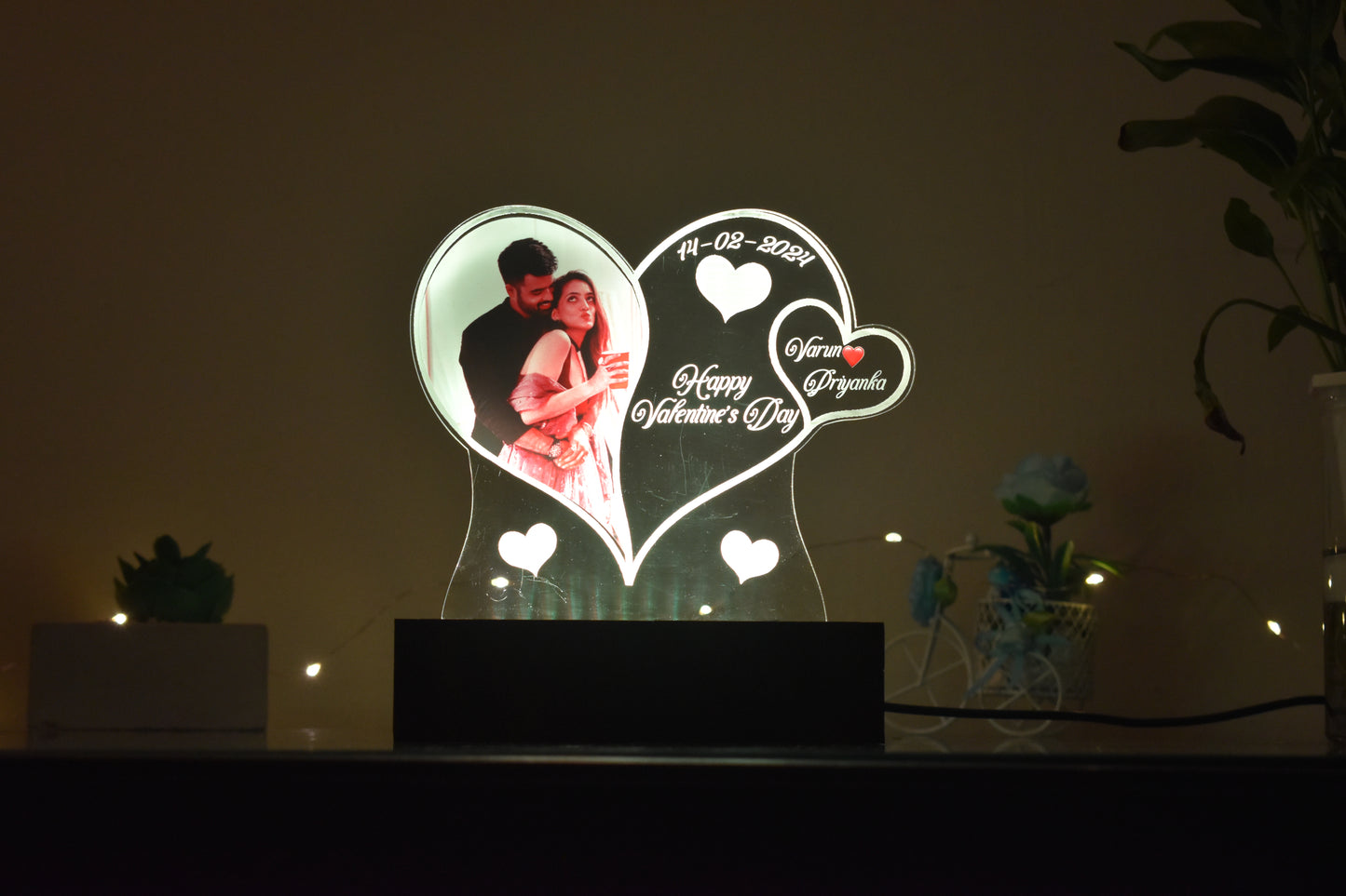 Personalized LED Illusion Valentine's day Lamp With Photo and Name (16 Color Changing led With Remote)