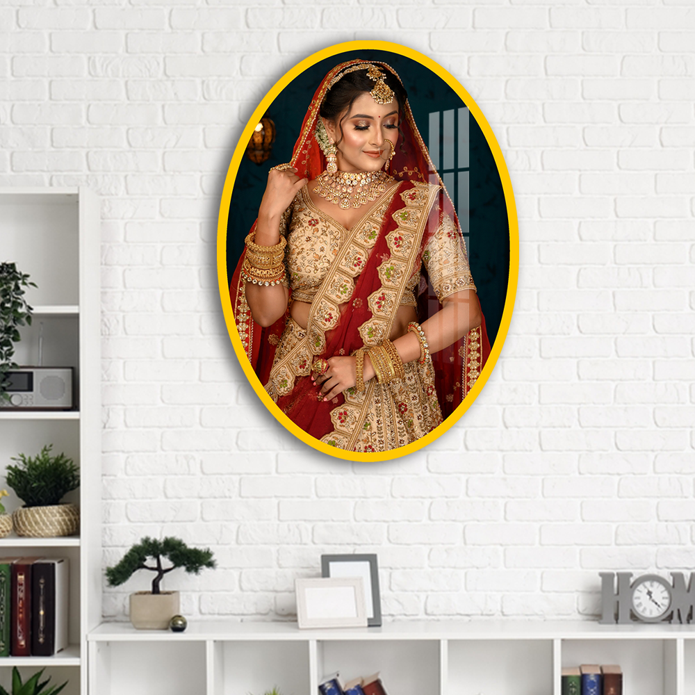 Personalized Oval Acrylic Photo Frame